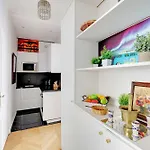Luxury 2Bdr 6P Apartment - Arc De Triomphe